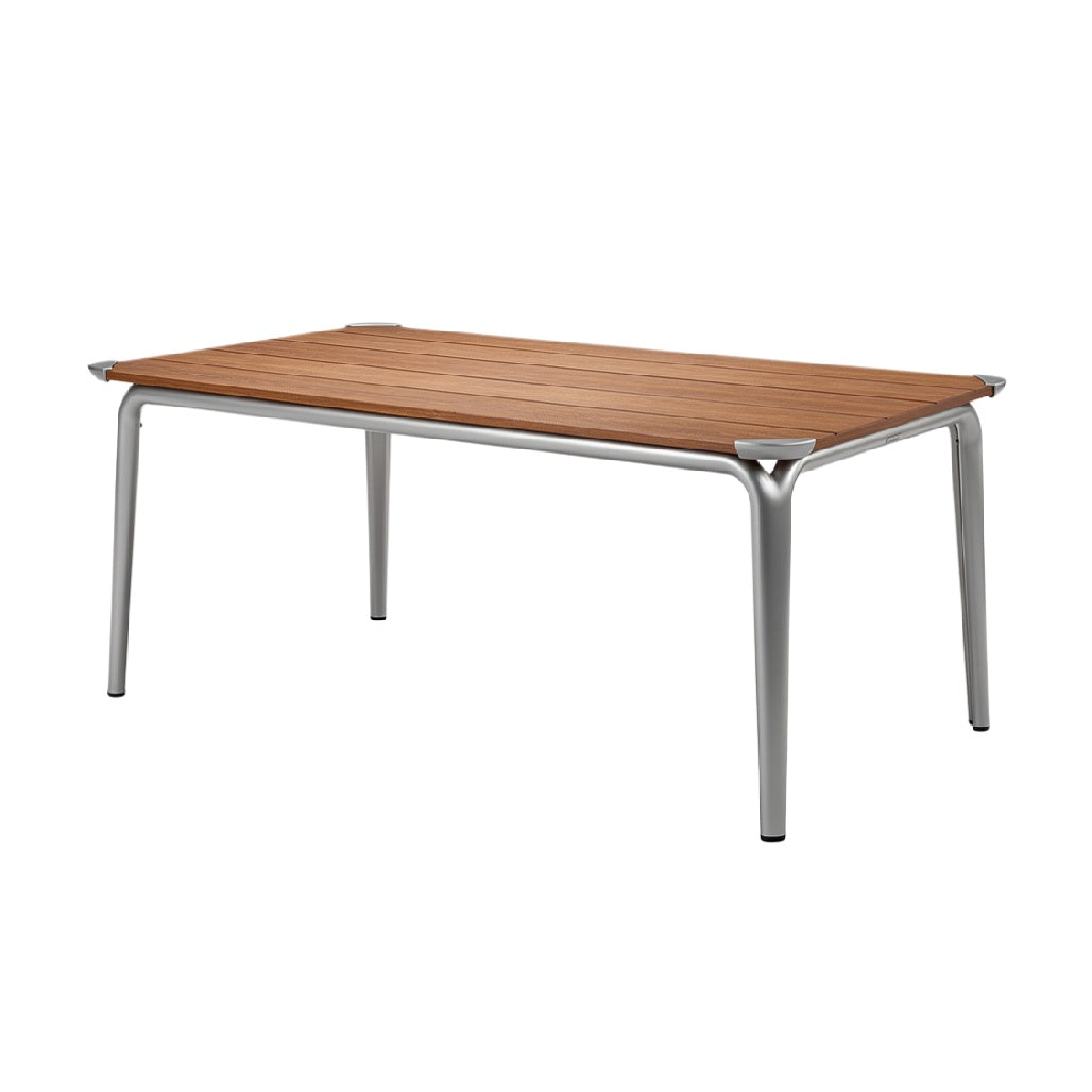 Stylish Outdoor Dining Table with Wooden Slat Top and Aluminum Frame